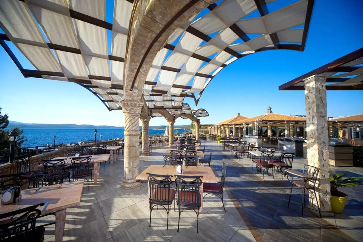 CLUBRESORT_SHABAVIZ (29).jpg